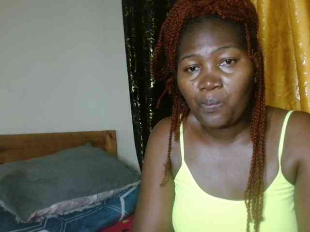 Sexxy-pretty24 webcam