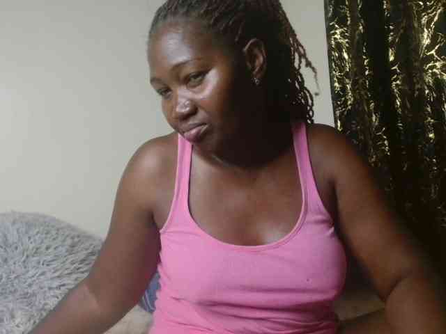 Sexxy-pretty24 webcam