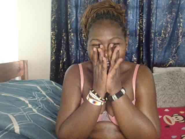 Sexxy-pretty24 webcam