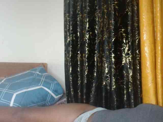 Sexxy-pretty24 webcam