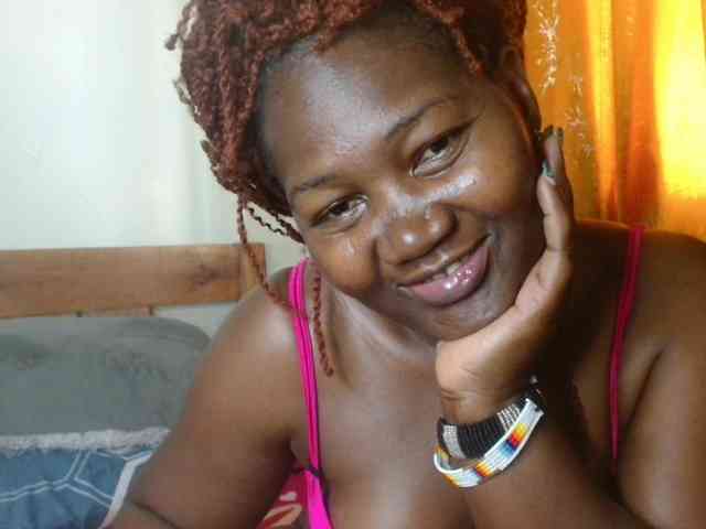 Sexxy-pretty24 webcam