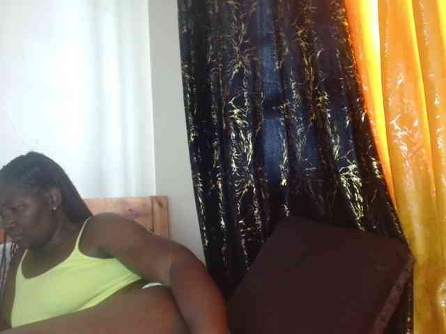 Sexxy-pretty24 webcam