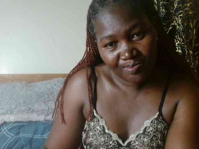 Sexxy-pretty24 webcam