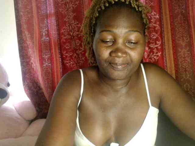 Sexxy-pretty24 webcam