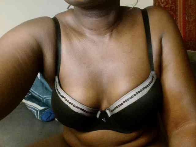 Sexxy-pretty24 webcam