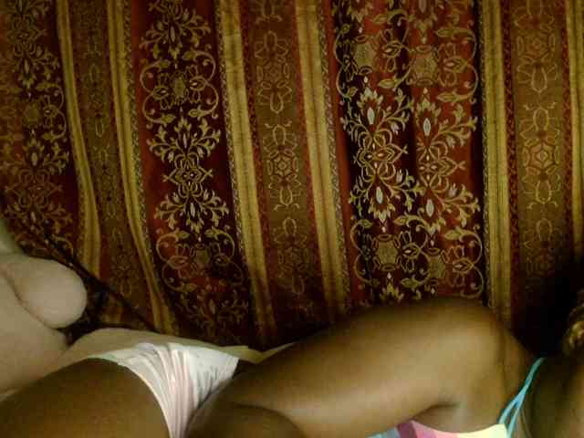 Sexxy-pretty24 webcam