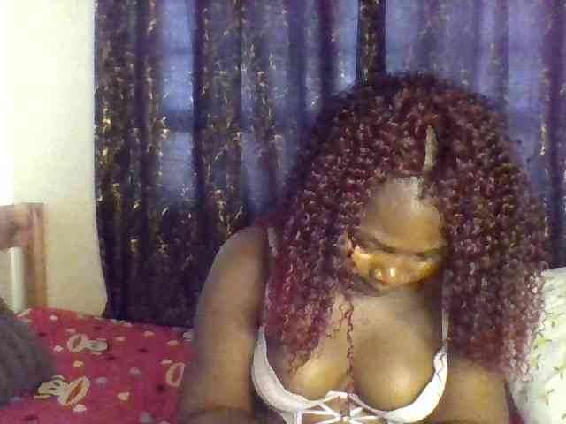 Sexxy-pretty24 webcam