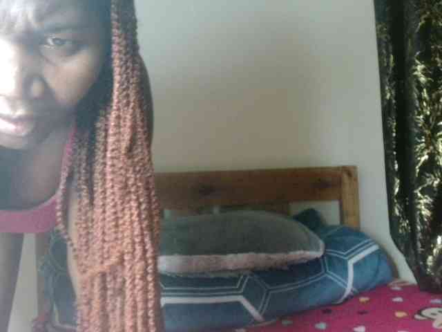 Sexxy-pretty24 Sexxy-pretty24