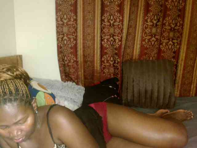 Sexxy-pretty24 webcam