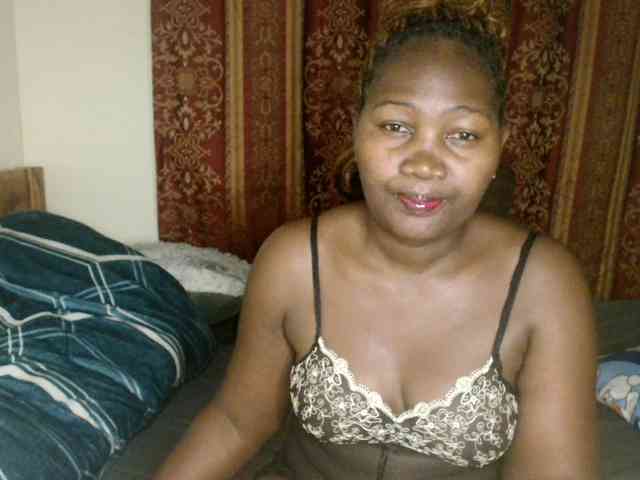 Sexxy-pretty24 webcam