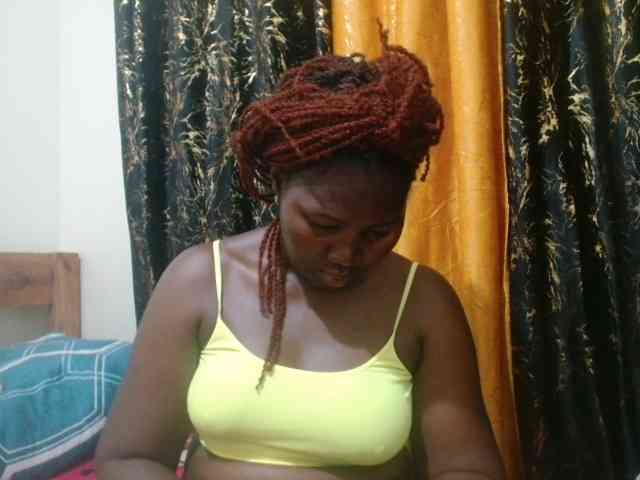 Sexxy-pretty24 webcam