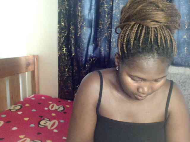 Sexxy-pretty24 webcam