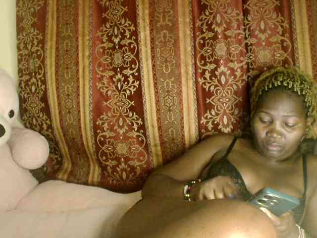 Sexxy-pretty24 webcam
