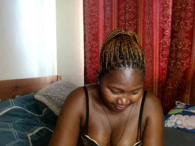 Sexxy-pretty24 webcam