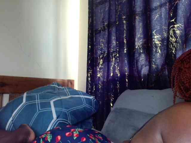 Sexxy-pretty24 webcam