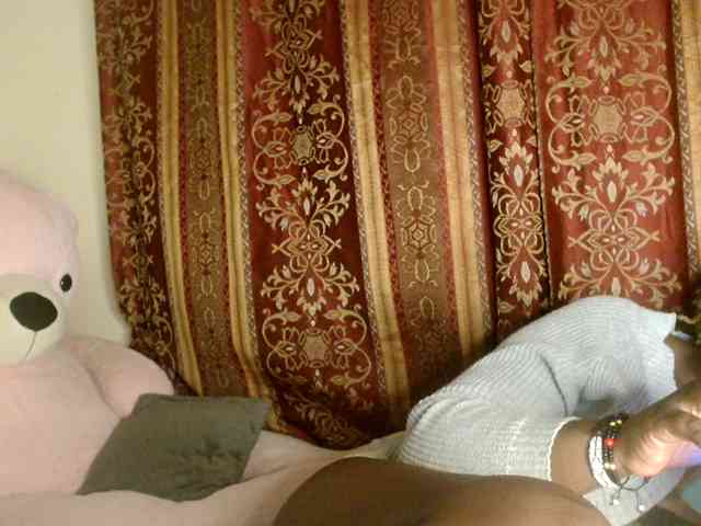 Sexxy-pretty24 webcam