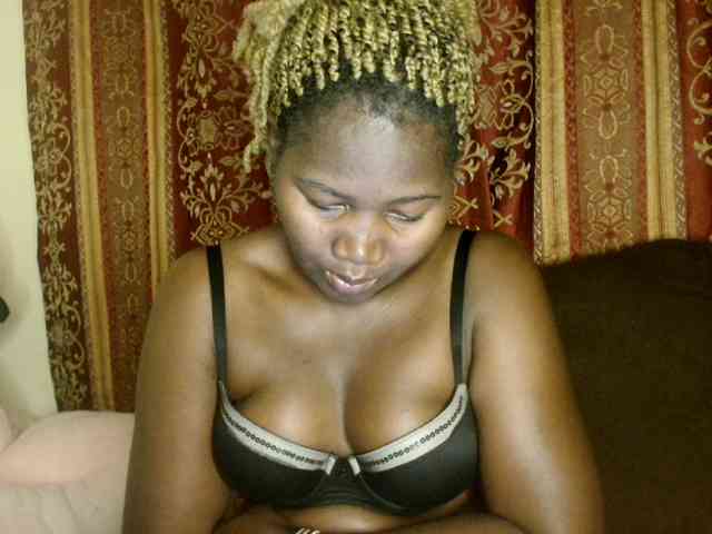 Sexxy-pretty24 webcam