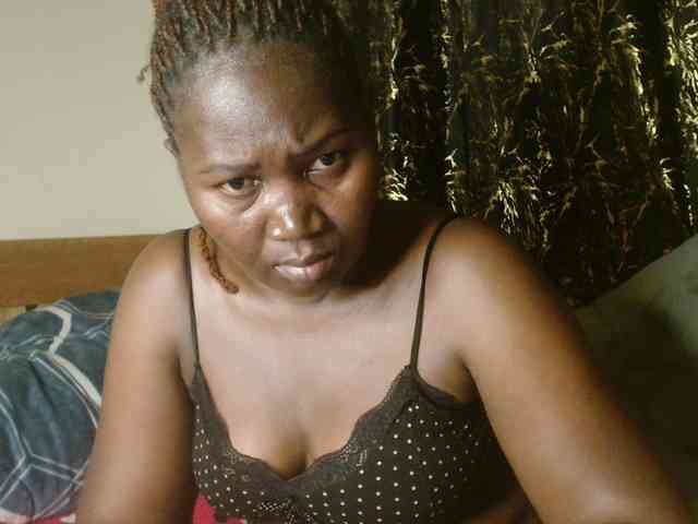 Sexxy-pretty24 webcam