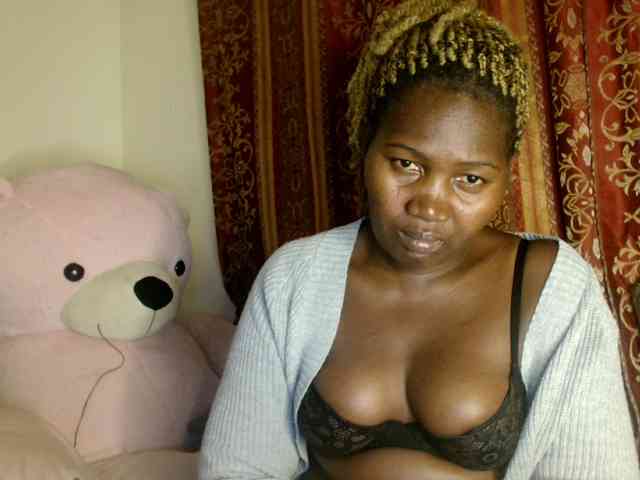 Sexxy-pretty24 webcam