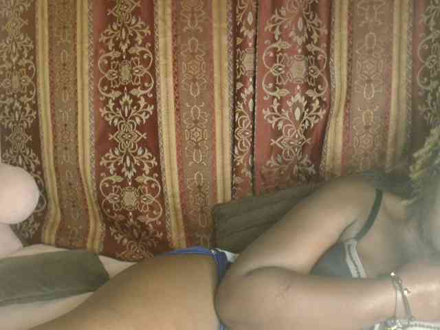 Sexxy-pretty24 webcam