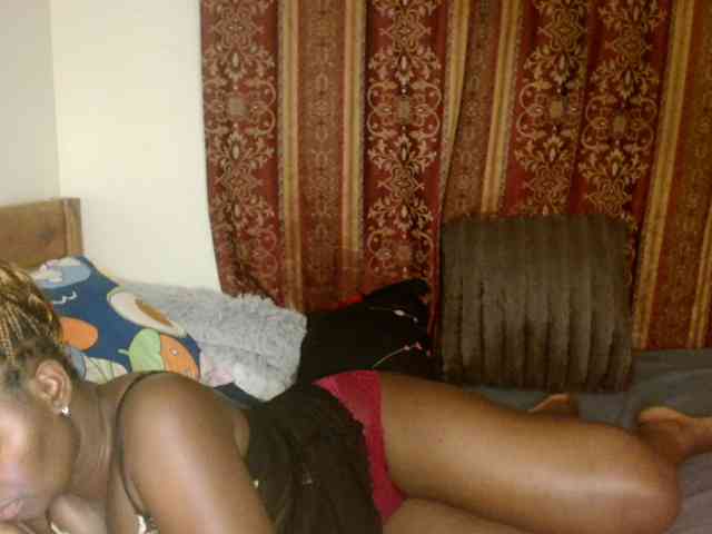 Sexxy-pretty24 webcam