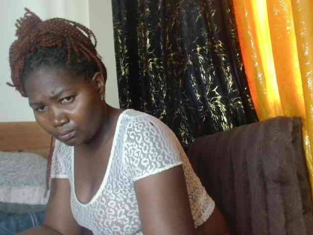 Sexxy-pretty24 webcam