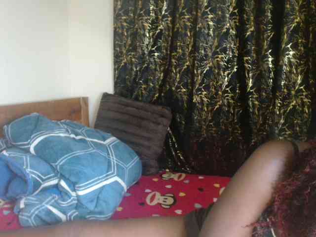 Sexxy-pretty24 webcam