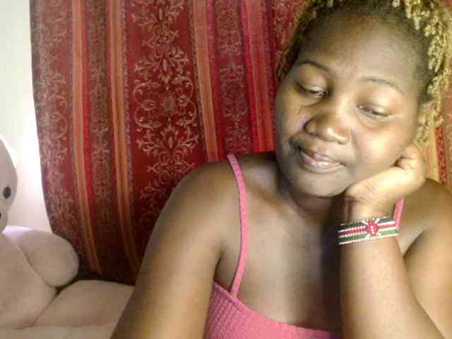 Sexxy-pretty24 webcam