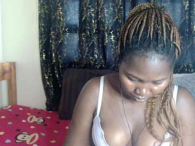 Sexxy-pretty24 webcam