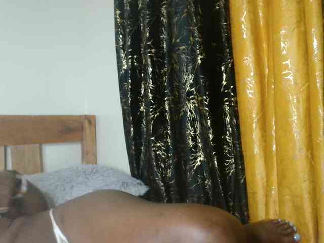 Sexxy-pretty24 webcam