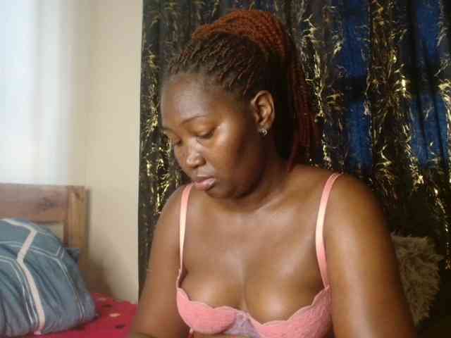 Sexxy-pretty24 webcam