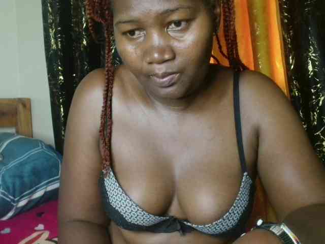 Sexxy-pretty24 webcam