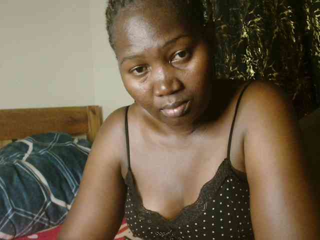 Sexxy-pretty24 webcam