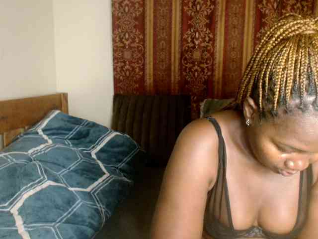 Sexxy-pretty24 webcam