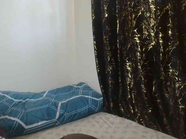 Sexxy-pretty24 webcam