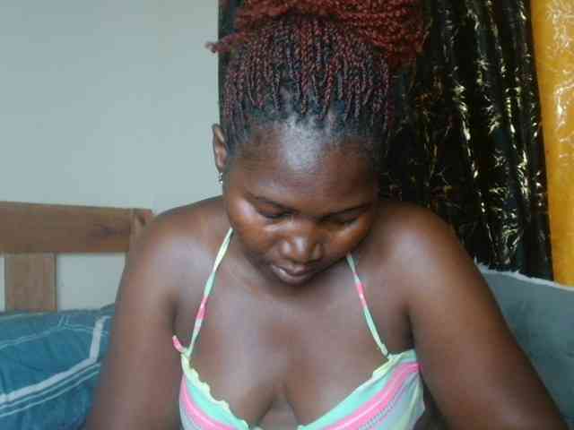 Sexxy-pretty24 webcam