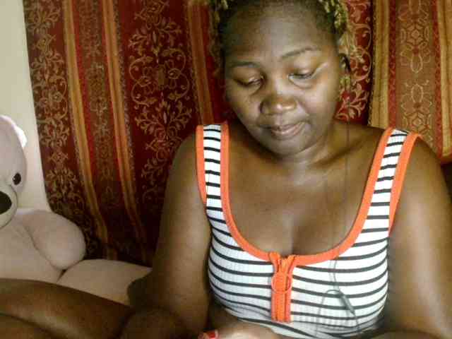 Sexxy-pretty24 webcam