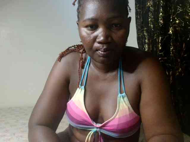 Sexxy-pretty24 webcam