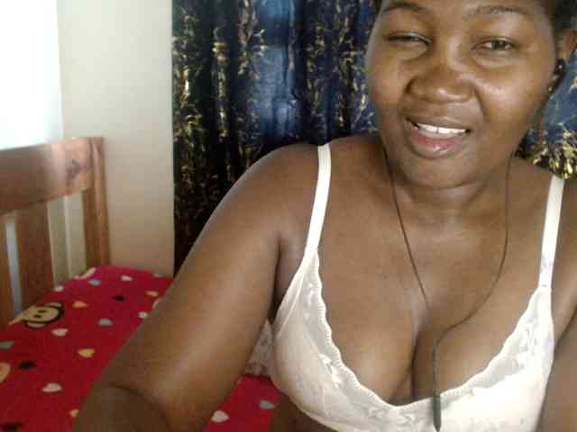 Sexxy-pretty24 Live Webcam on BongaCams