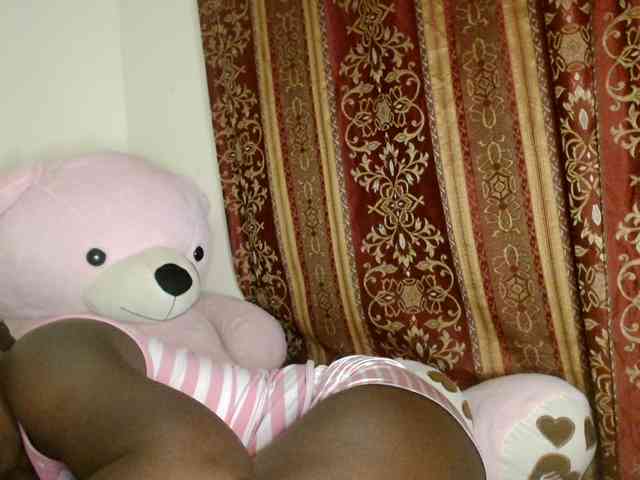 Sexxy-pretty24 webcam