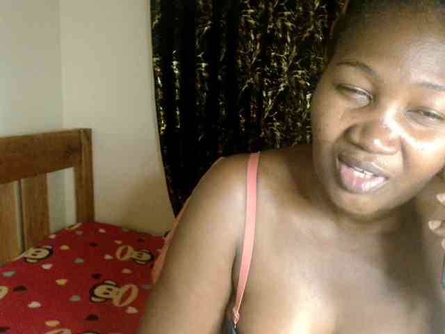 Sexxy-pretty24 webcam