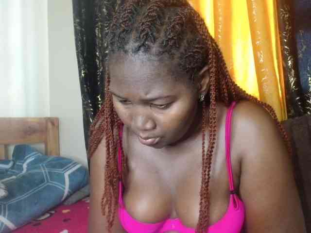 Sexxy-pretty24 webcam