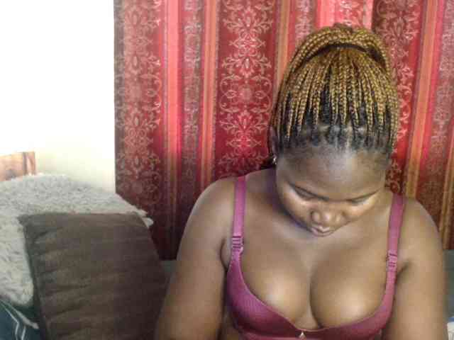 Sexxy-pretty24 webcam