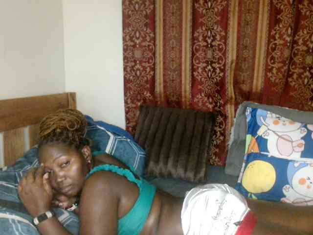 Sexxy-pretty24 webcam