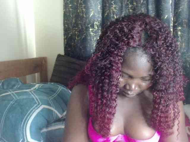 Sexxy-pretty24 webcam