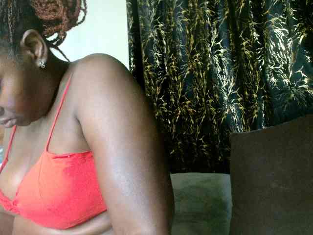 Sexxy-pretty24 webcam