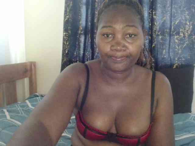 Sexxy-pretty24 webcam