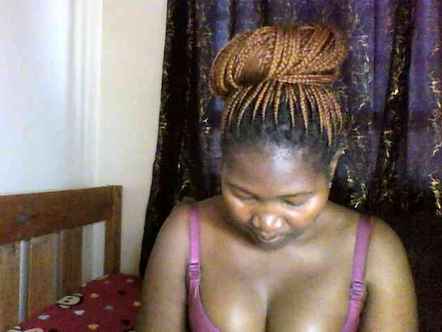 Sexxy-pretty24 webcam