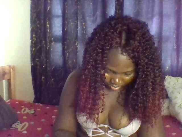 Sexxy-pretty24 webcam