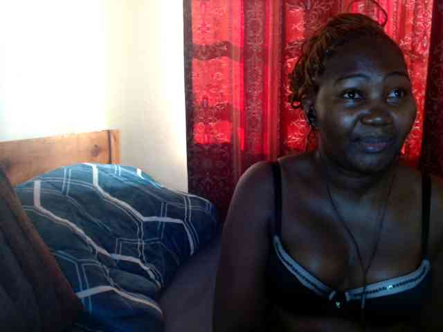 Sexxy-pretty24 webcam